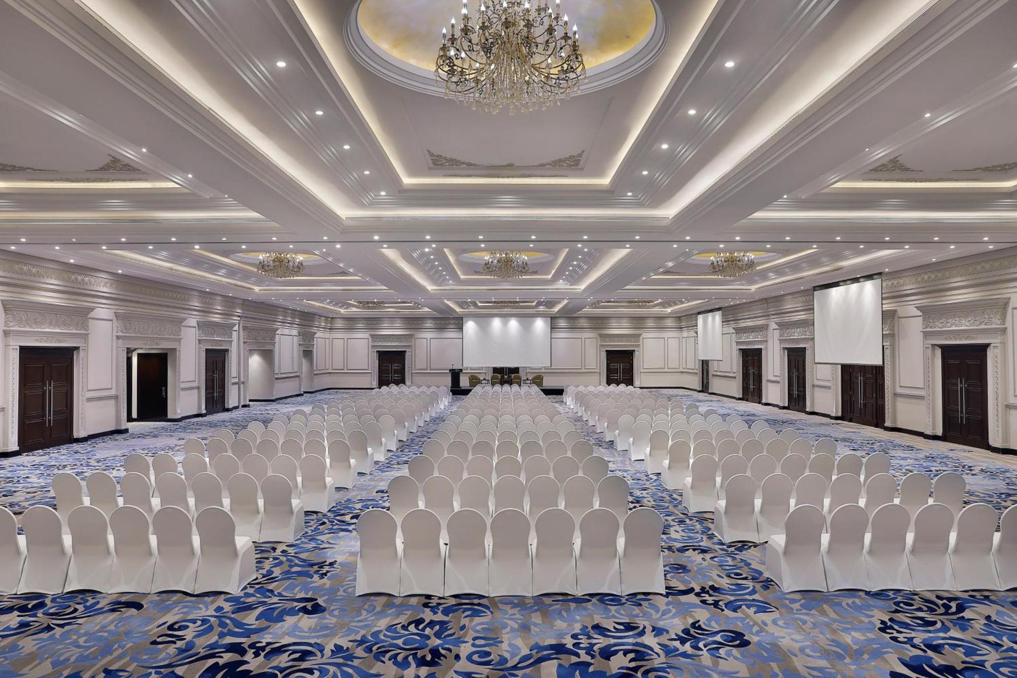 Voco - Riyadh, An Ihg Hotel - فندق فوكو الرياض, احدى فنادق مجموعة إنتركونتيننتال Bagian luar foto The Grand Ballroom
